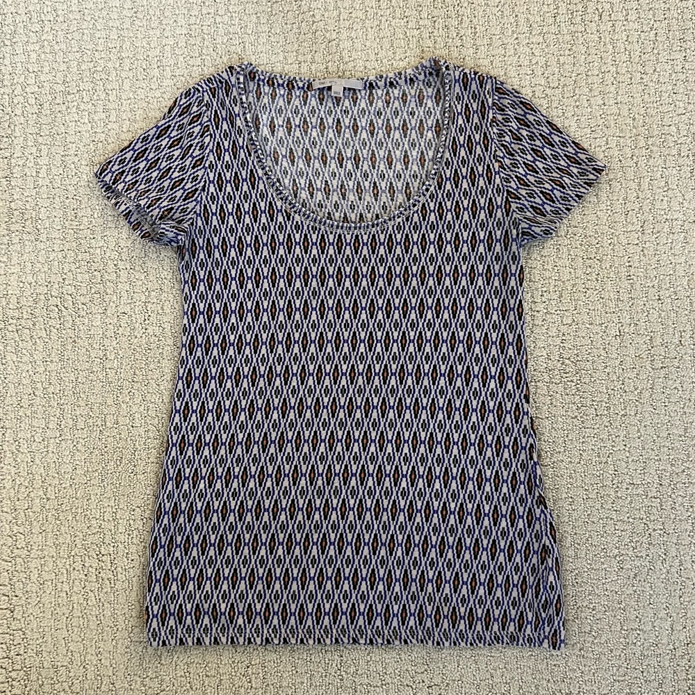GAP Ikat Rolled Blue Print Scoop Neck Tee Fall 12